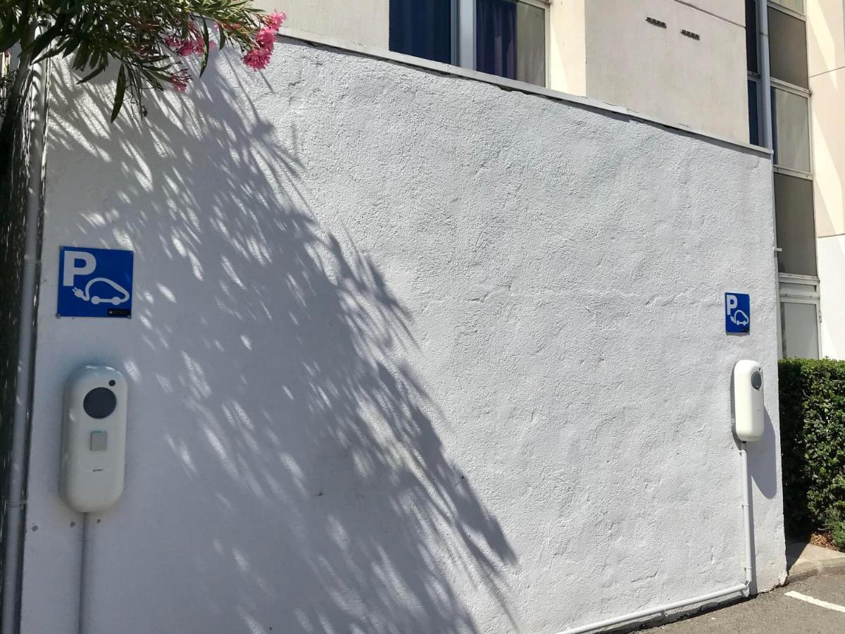 Kyriad Martigues Sud Екстериор снимка