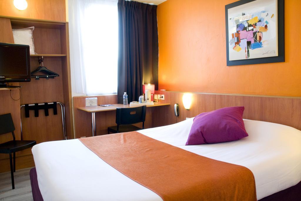 Kyriad Martigues Sud Екстериор снимка
