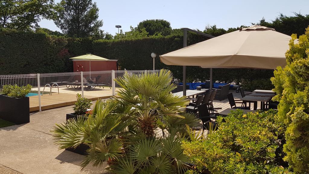 Kyriad Martigues Sud Екстериор снимка