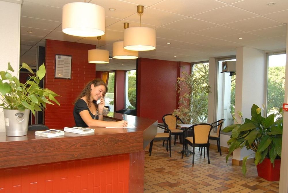 Kyriad Martigues Sud Интериор снимка