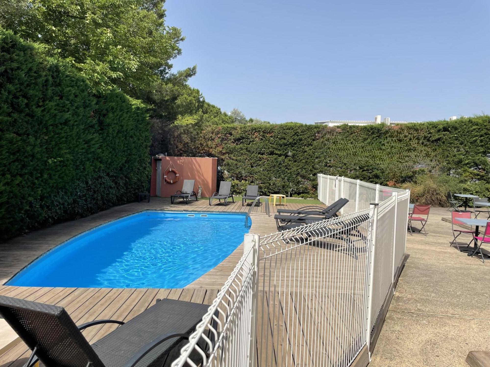 Kyriad Martigues Sud Екстериор снимка
